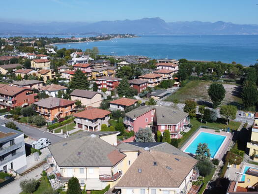 Studio zum Kauf 170.000 € 1 Zimmer 35 m² frei ab sofort via Lamarmora 24, Sirmione Sirmione 25019