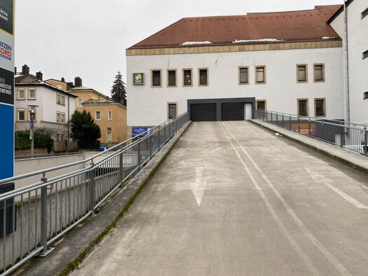 Stellplatz zur Miete 90 € Wittelsbacherring 2-4 City Bayreuth 95444