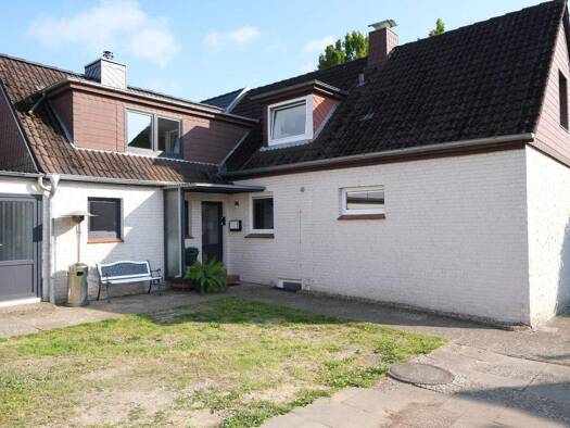 Doppelhaushälfte zum Kauf 279.000 € 4 Zimmer 100 m² 1.017 m² Grundstück Eckernförde 24340