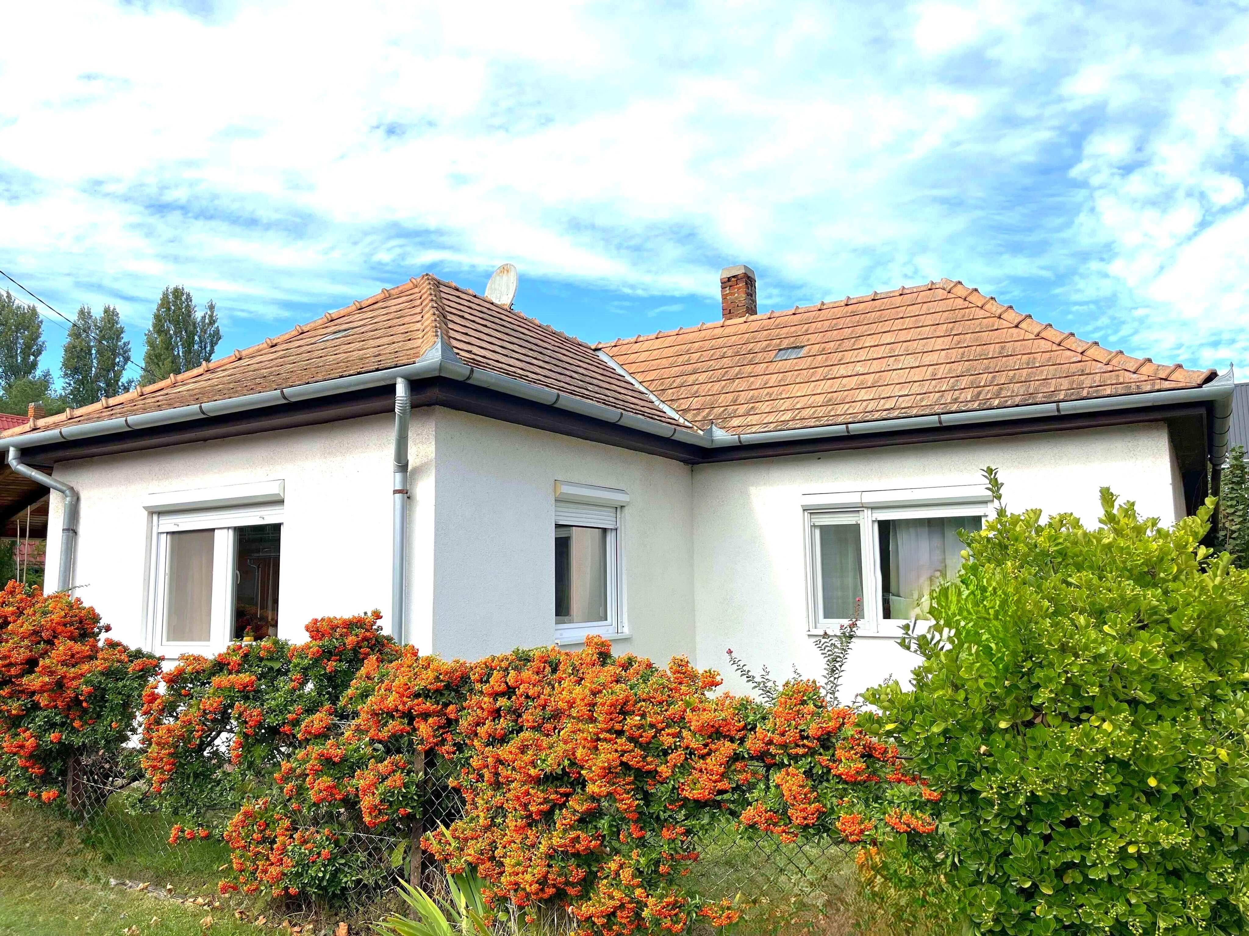 Einfamilienhaus zum Kauf 196.197 € 3 Zimmer 110 m²<br/>Wohnfläche 707 m²<br/>Grundstück Balatonfenyves 8646