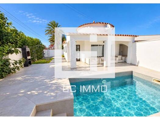 Villa zum Kauf 475.000 € 3 Zimmer 119 m² 292 m² Grundstück Castelló d'Empúries 17487