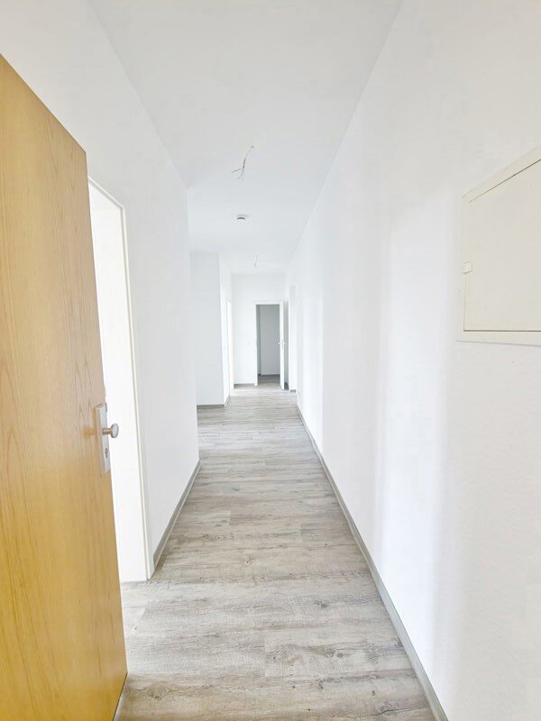 Wohnung zur Miete 345,79 € 2 Zimmer 62,9 m²<br/>Wohnfläche 2.<br/>Geschoss 26.09.2024<br/>Verfügbarkeit Raiffeisenstraße 21 Helmholtzstraße Magdeburg 39112