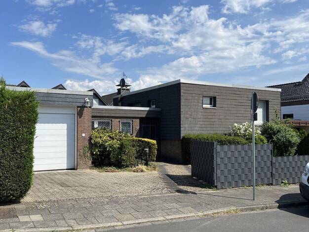 Reihenendhaus zum Kauf provisionsfrei 495.000 € 6 Zimmer 156 m² 702 m² Grundstück Steinbüchel Leverkusen 51377