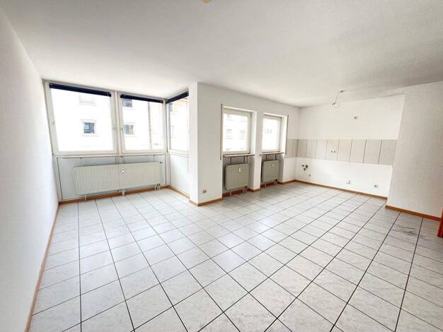 Wohnung zur Miete 660 € 3 Zimmer 60 m² 2. Geschoss frei ab 01.05.2026 Reuttier Straße 34/1 Stadtmitte Neu-Ulm 89231