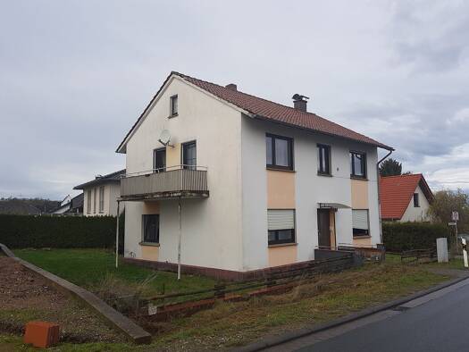 Einfamilienhaus zum Kauf provisionsfrei 118.000 € 5 Zimmer 120 m² 451 m² Grundstück Valdorf Vlotho 32602