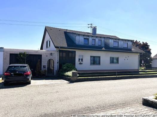 Mehrfamilienhaus zum Kauf 325.000 € 9 Zimmer 271 m² 778 m² Grundstück Blaufelden Blaufelden 74572