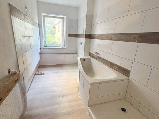 Wohnung zur Miete 800 € 5 Zimmer 112 m² 1. Geschoss Crandorfer Straße 85 Erla Schwarzenberg/Erzgebirge / Crandorf 08340