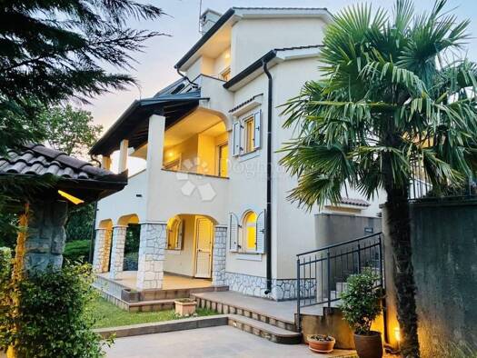 Haus zur Miete 1.800 € 6 Zimmer 220 m² Sarsoni, Viskovo Viskovo