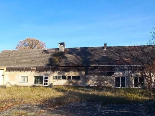 Haus zum Kauf 149.750 € 8 Zimmer 90 m² 1.550 m² Grundstück Abtshagen Wittenhagen 18510
