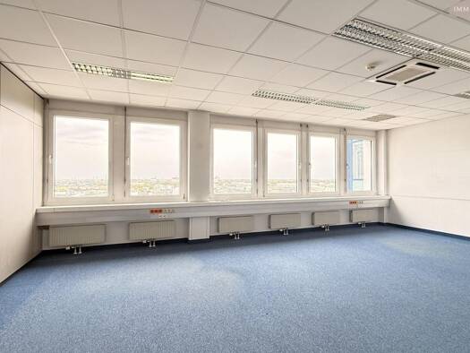 Bürofläche zur Miete 2.033 € 7 Zimmer 214 m² Bürofläche Schwechat 2320