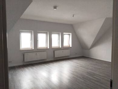 Wohnung zur Miete nur mit Wohnberechtigungsschein 329 € 2 Zimmer 62,8 m² Dachgeschoss, 3. Geschoss frei ab sofort Ückendorfer Str. 45 Ückendorf Gelsenkirchen 45886