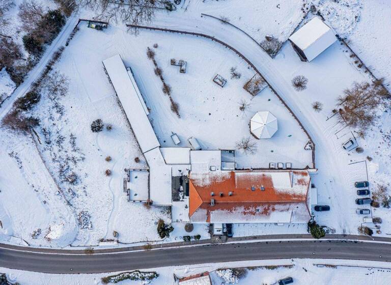 Gewerbeobjekt zum Kauf als Kapitalanlage geeignet 625.000 € 6 Zimmer 1.155 m² 7.690 m² Grundstück Karze Bleckede 21354