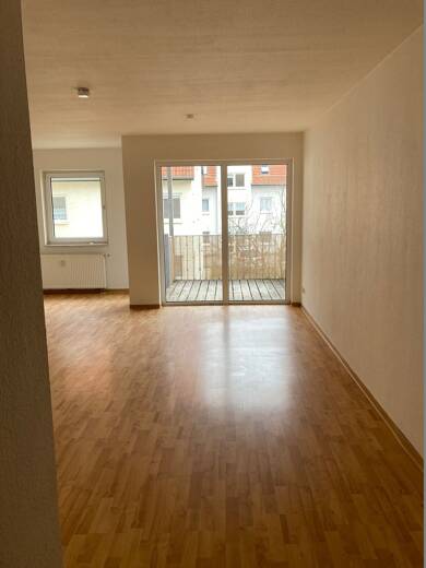 Wohnung zur Miete nur mit Wohnberechtigungsschein 360 € 3 Zimmer 74,8 m² 2. Geschoss frei ab sofort Lauffener Ring 9 Meuselwitz Meuselwitz 04610