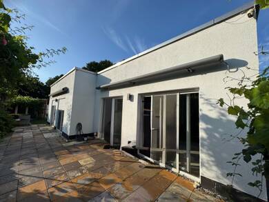 Bungalow zum Kauf 190.000 € 3 Zimmer 94 m² 661 m² Grundstück Flessenow Dobin am See 19067