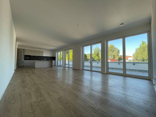Penthouse zur Miete 1.574 € 4 Zimmer 125 m² 3. Geschoss frei ab 01.11.2026 Schillerstraße Reichenbach an der Fils 73262