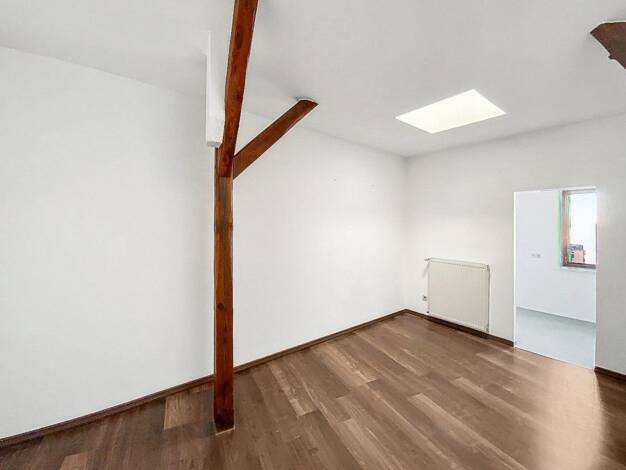 Wohnung zum Kauf 99.000 € 3 Zimmer 84,2 m² Finsterwalde 03238