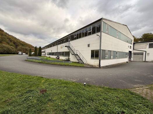 Produktionshalle zur Miete 17.500 € 5.000 m² Lagerfläche Weilmünster 35789
