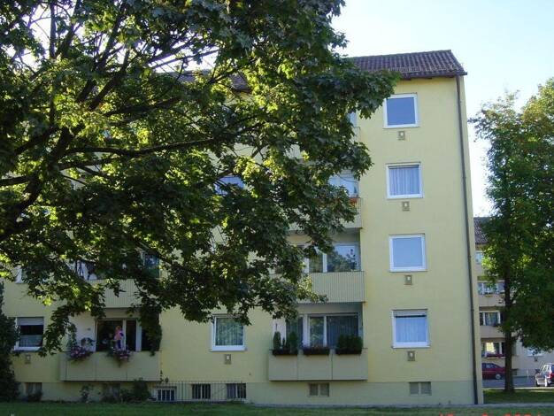 Wohnung zur Miete 855 € 4 Zimmer 87 m² 2. Geschoss Lechhausen Augsburg 86167