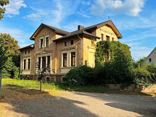 Villa zum Kauf 699.000 € 8 Zimmer 258 m² 2.649 m² Grundstück Brachwitz 06193