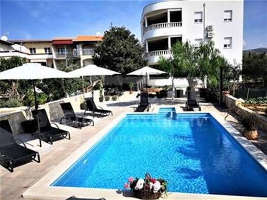 Haus zum Kauf 1.100.000 € 10 Zimmer 570 m² Rogoznica