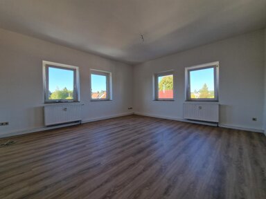 Wohnung zur Miete 349 € 2 Zimmer 72,4 m² 2. Geschoss Hauptstraße 43b Eibau Eibau 02739