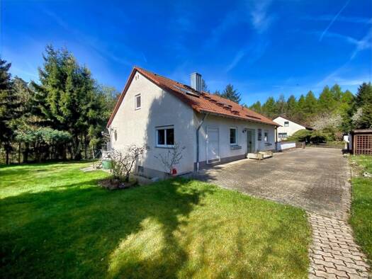 Einfamilienhaus zum Kauf 249.000 € 6 Zimmer 184 m² 1.800 m² Grundstück Engelmannsreuth Prebitz 95473