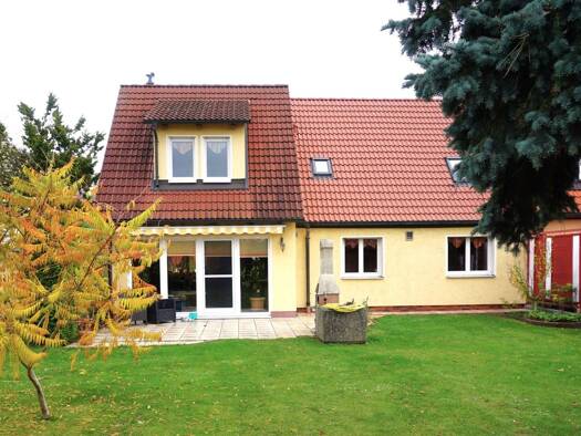 Doppelhaushälfte zum Kauf 649.000 € 5 Zimmer 130 m² 668 m² Grundstück Falkenheim Südliche Außenstadt 90469