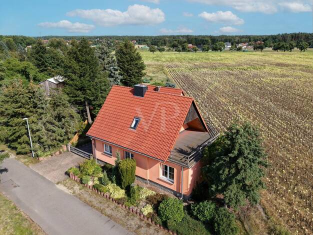 Einfamilienhaus zum Kauf 185.000 € 5 Zimmer 130 m² 2.180 m² Grundstück Hohenbocka 01945