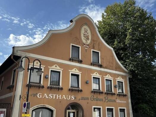 Restaurant zum Kauf 1.200.000 € 765 m² Gastrofläche 977 m² Grundstück Vöcklamarkt 4870