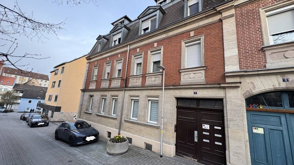 Wohnung zum Kauf 265.000 € 4 Zimmer 100 m² 2. Geschoss Zirndorf 90513
