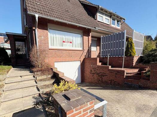 Doppelhaushälfte zum Kauf 379.000 € 4 Zimmer 114 m² 300 m² Grundstück frei ab sofort Stade 21682