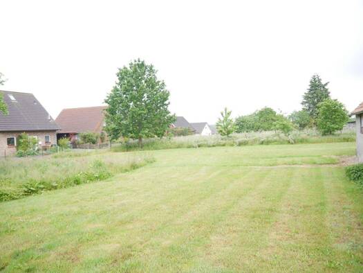 Grundstück zum Kauf 93.800 € 780 m² Grundstück Grambow 19071