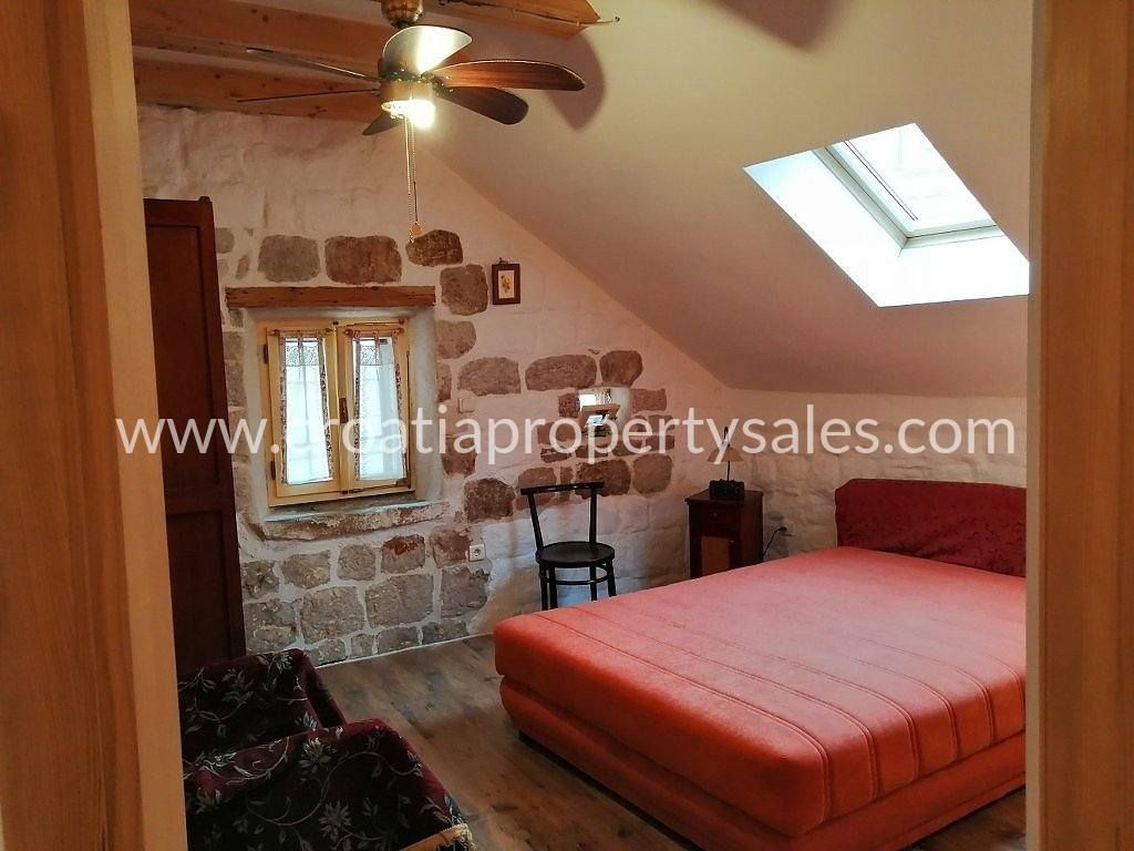 Haus zum Kauf 499.000 € 3 Zimmer 177 m²<br/>Wohnfläche Hvar