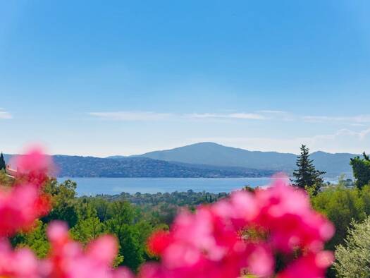 Einfamilienhaus zum Kauf 1.690.000 € 7 Zimmer 190 m² 3.000 m² Grundstück GRIMAUD 83310