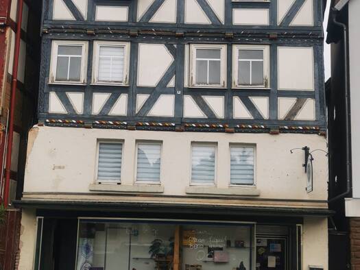 Haus zum Kauf 130.000 € 520 m² 586 m² Grundstück frei ab sofort Ziegenhain Schwalmstadt 34613