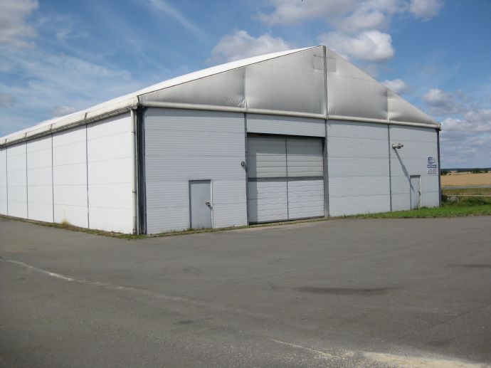 Halle/Industriefläche zur Miete 2 € 1.500 m²<br/>Lagerfläche ab 750 m²<br/>Teilbarkeit Salomonsborner Straße Salomonsborn Erfurt 99090