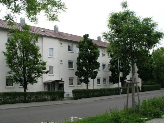 Mehrfamilienhaus zur Miete 540 € 2 Zimmer 69,6 m² Kirchheim Kirchheim unter Teck 73230