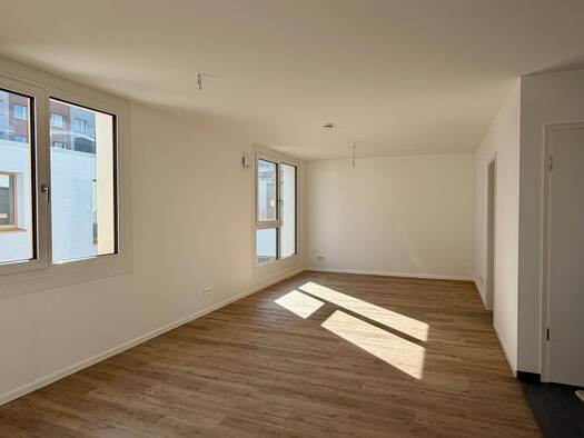 Wohnung zur Miete - Erstbezug 1.515 € 3 Zimmer 79,8 m² 2. Geschoss Köpenicker Straße Mitte Berlin 10179