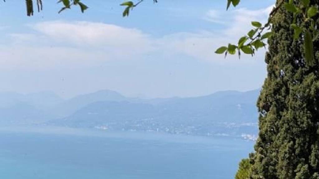 Villa zum Kauf 1.900.000 € 7 Zimmer 300 m² 1.500 m² Grundstück TORRI DEL BENACO