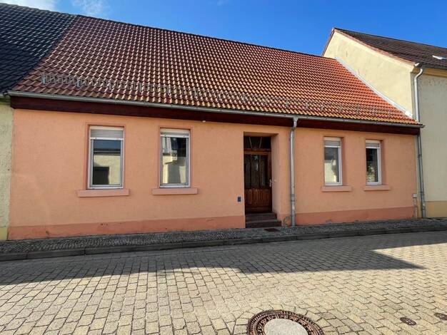 Reihenmittelhaus zum Kauf 56.500 € 3 Zimmer 87 m² 401 m² Grundstück Alsleben Alsleben 06425