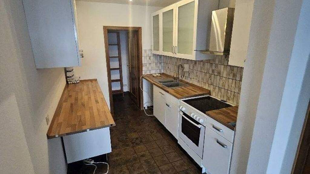 Wohnung zum Kauf 370.000 € 7 Zimmer 170 m² 3. Geschoss Burgdorfer Str. 11 Lehrte 31275