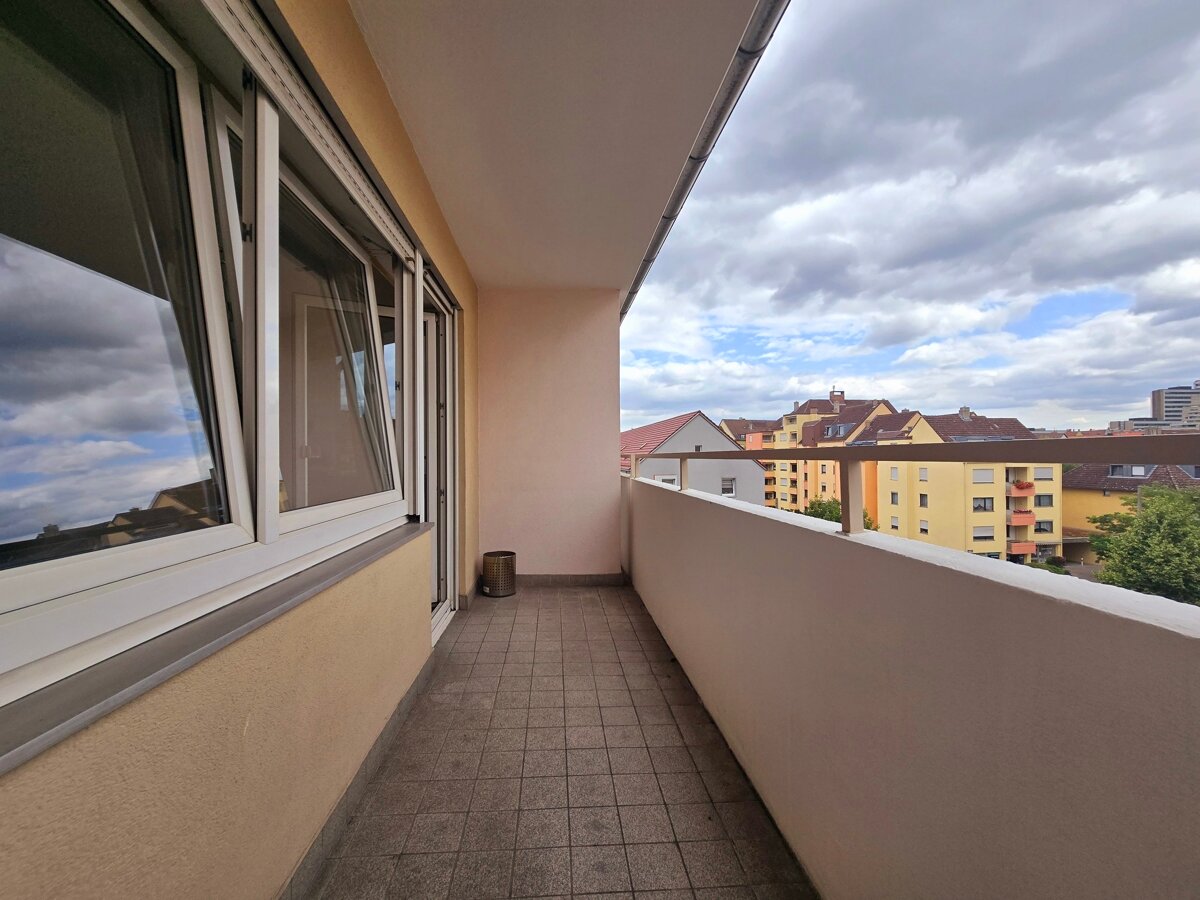 Wohnung zur Miete 450 € 1,5 Zimmer 40 m²<br/>Wohnfläche 4.<br/>Geschoss Wilhelm-Spaeth-Straße 40 Glockenhof Nürnberg 90461