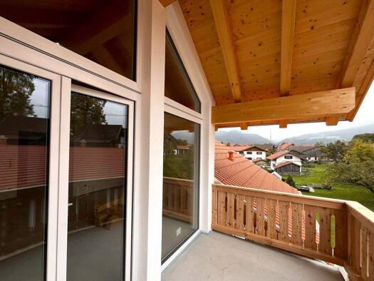 Wohnung zur Miete 1.190 € 3 Zimmer 76,5 m² 2. Geschoss frei ab 01.01.2026 Herzogstandstraße 13 Bichl 83673