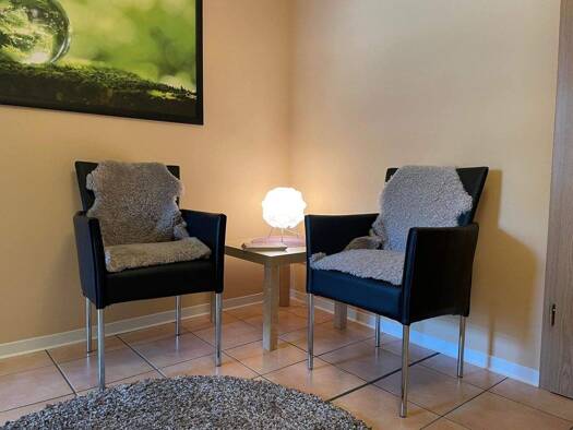 Wohnung zur Miete 335 € 1 Zimmer 47,9 m² EG frei ab sofort Albert-Einstein-Str. 3 Limbach-Oberfrohna 09212