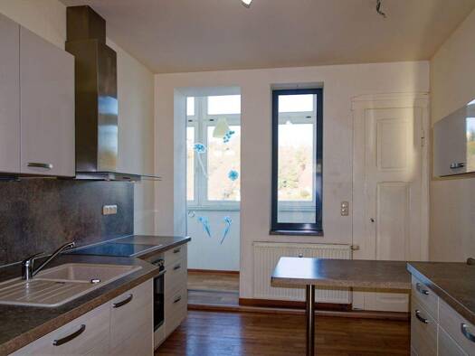 Wohnung zur Miete 410 € 3 Zimmer 82 m² 2. Geschoss Reichenbacher Straße 123 Greiz 07973