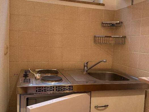 Studio zur Miete 240 € 1 Zimmer 20 m² frei ab sofort Höchberg 97204