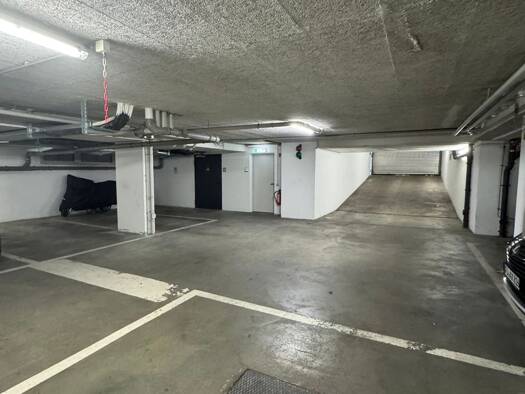 Tiefgaragenstellplatz zur Miete provisionsfrei 70 € Nürnberger Str. 125 Innenstadt Fürth 90762