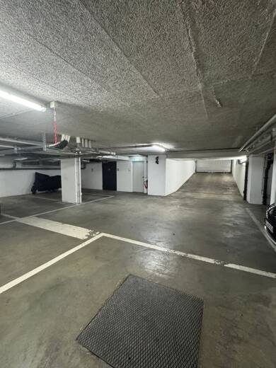 Tiefgaragenstellplatz zur Miete provisionsfrei 70 € Nürnberger Str. 125 Stadtpark / Stadtgrenze 20 Fürth 90762
