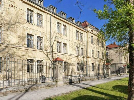 Studio zur Miete 1.345 € 1 Zimmer 42 m² 2. Geschoss Schwere-Reiter-Straße 39 Schwabing-West München 80797