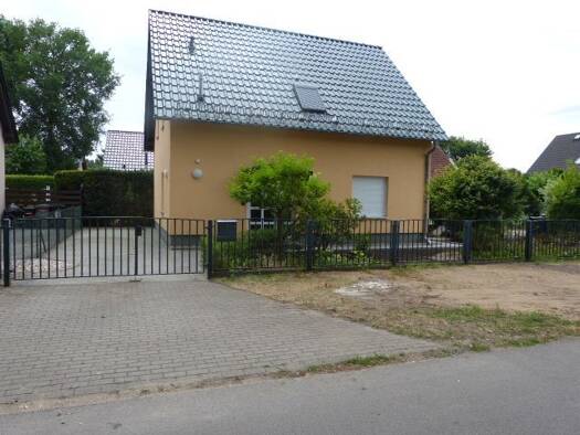 Einfamilienhaus zur Miete 1.590 € 4 Zimmer 115 m² 375 m² Grundstück frei ab sofort Burig Gosen-Neu Zittau 15537